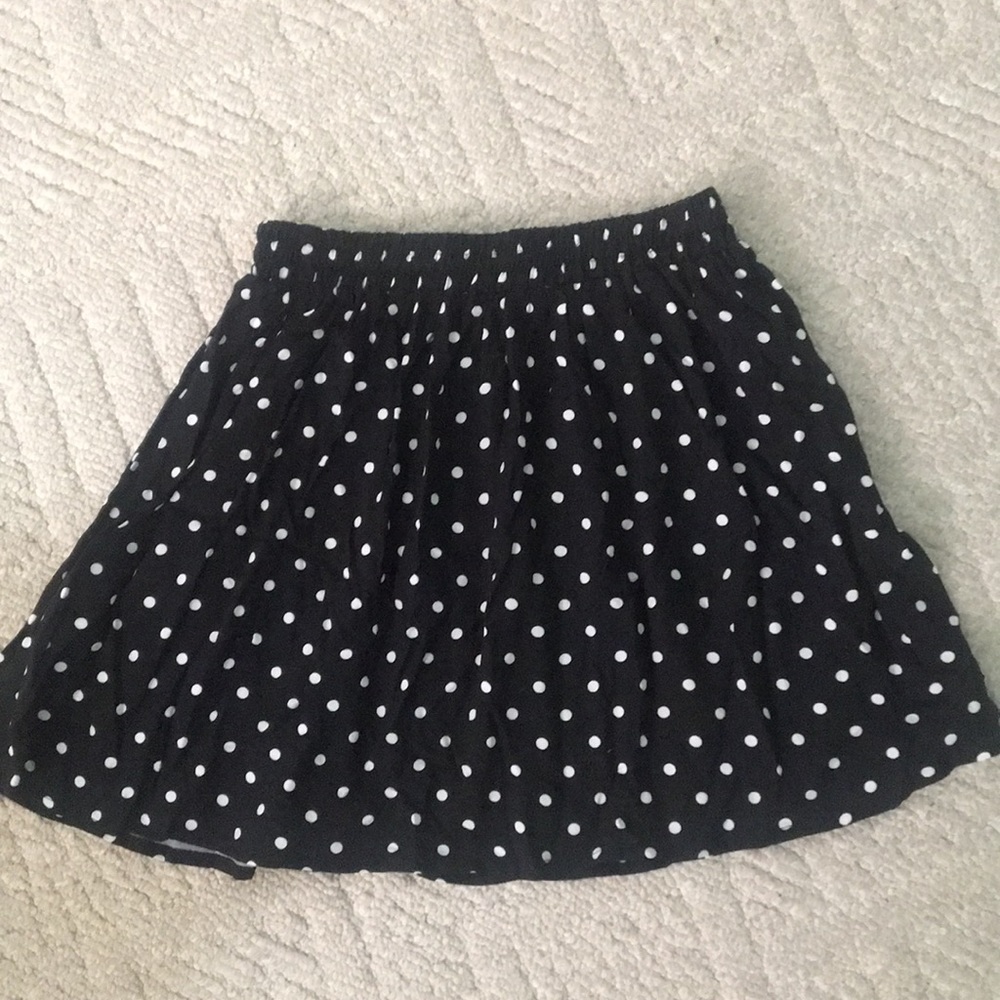 NWOT Forever 21 Polka Dot Skirt